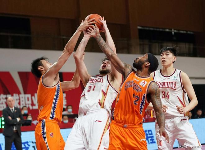 界的反思 界的反思